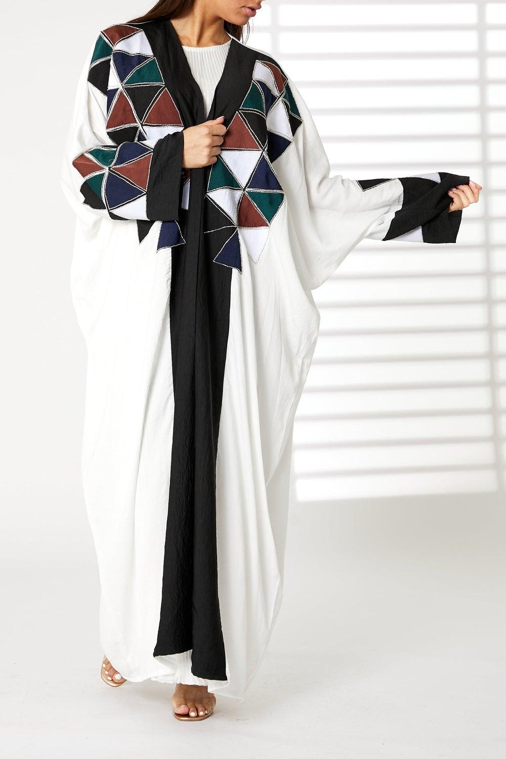 White Geometric Embbroidered Bisht Abaya - Image 1