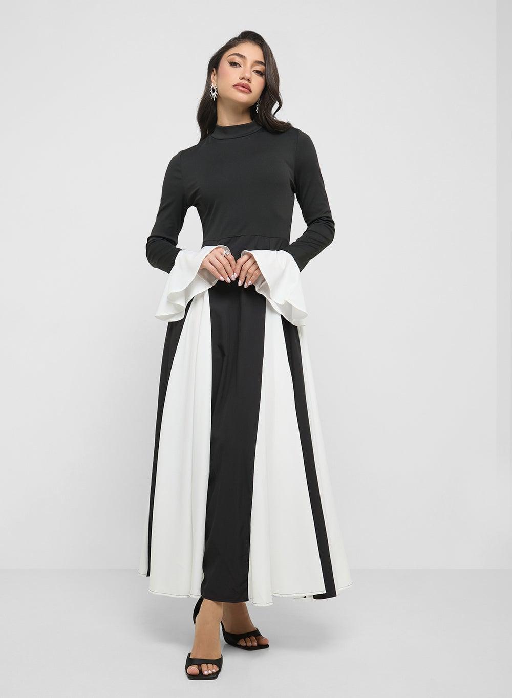 Monochrome Ruffle Sleeve Maxi Dress Drs25230 - Image 1
