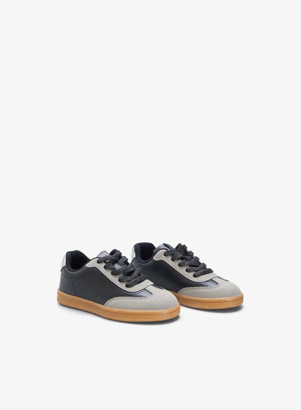 Black Low Top Trainers with Stylish Lace Detail - Image 1