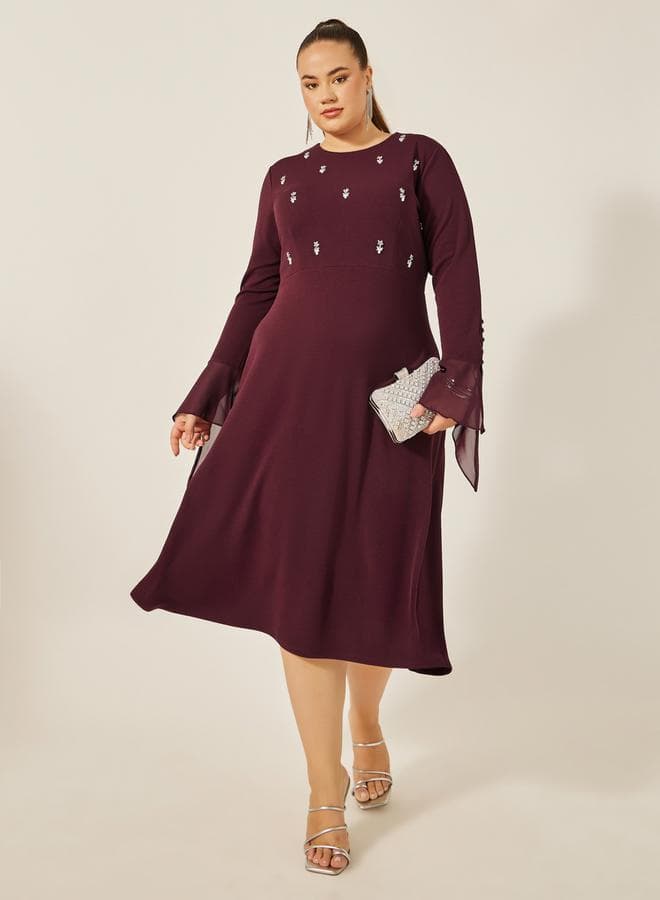 Styli Plus Size Embellished A-Line Midi Dress Burgundy - Image 1