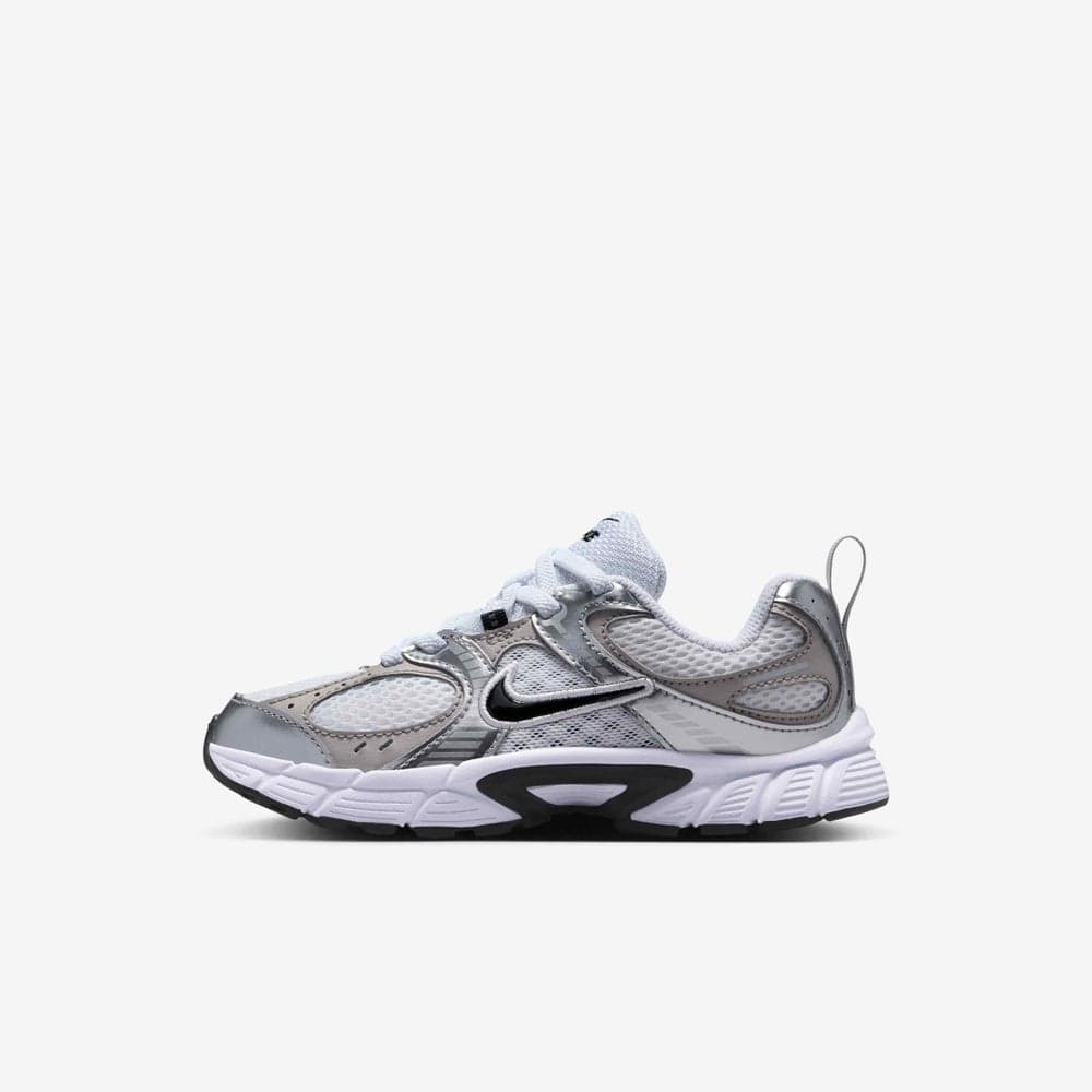 Nike Kids V5 RNR Lace-Up Sport Shoes - Image 1