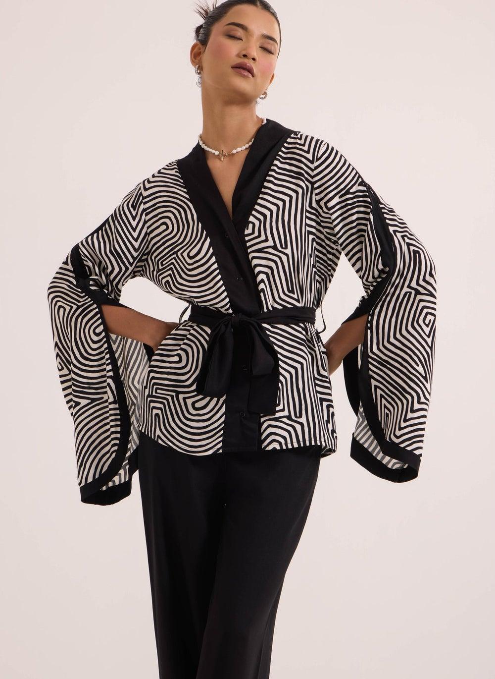 Monochrome Kimono Shirt with Belted Waist - Image 1