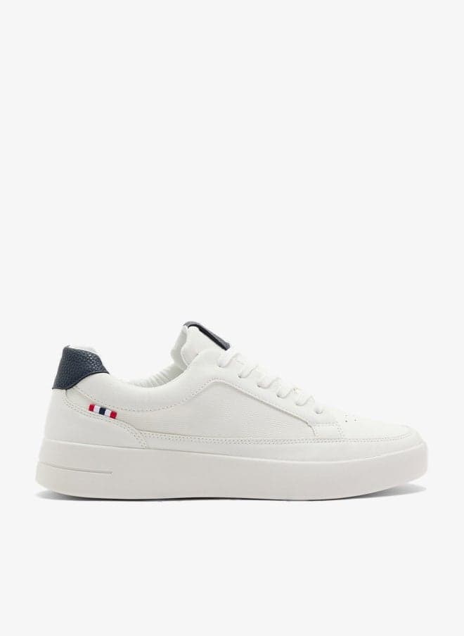W888 637 White Casual Lifestyle Sneakers - Image 1