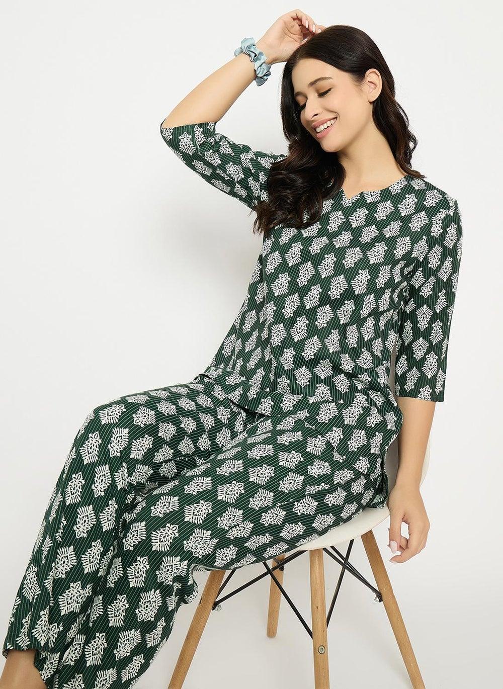 Clovia Dark Green Printed Rayon Lounge Set Ls5514R17 - Image 1