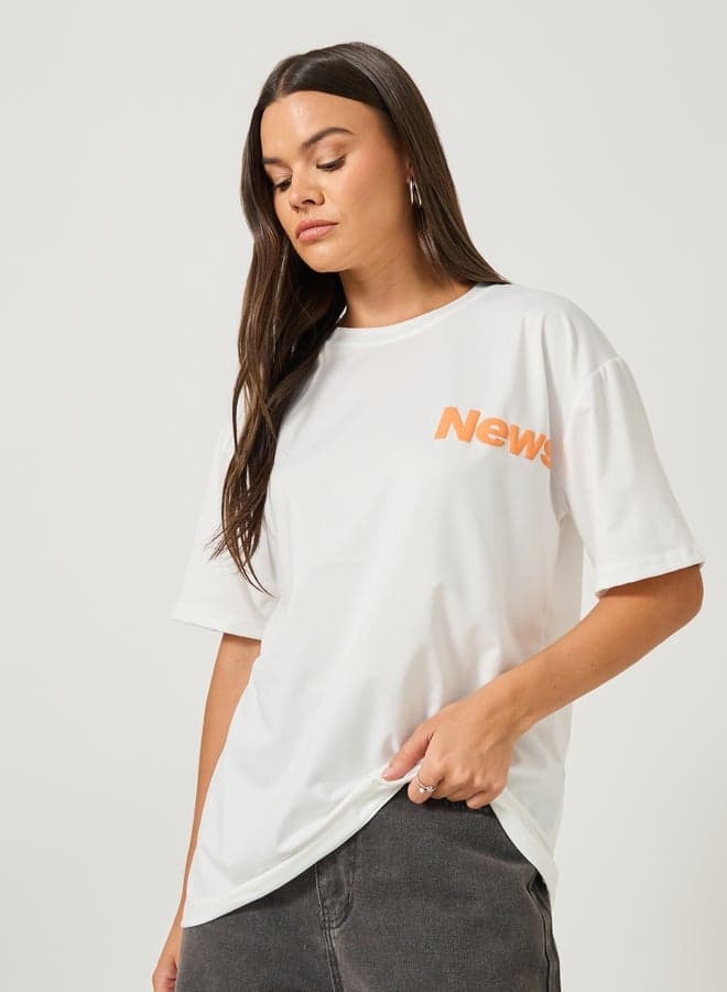 White Slogan Print Casual Round Neck T-Shirt 7016362536 - Image 1