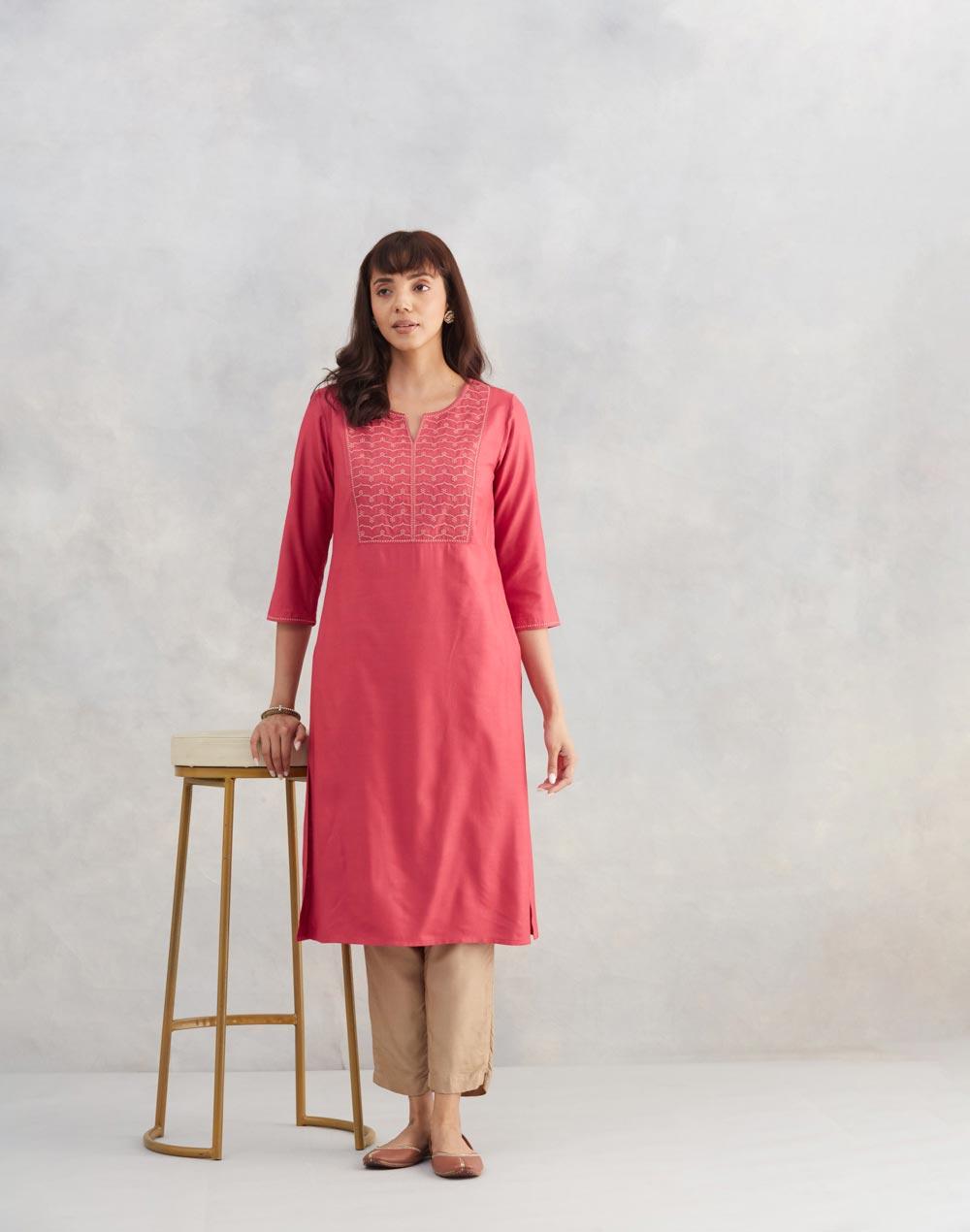 Pink Embroidered Viscose Silk Slim Fit Kurta - Image 1
