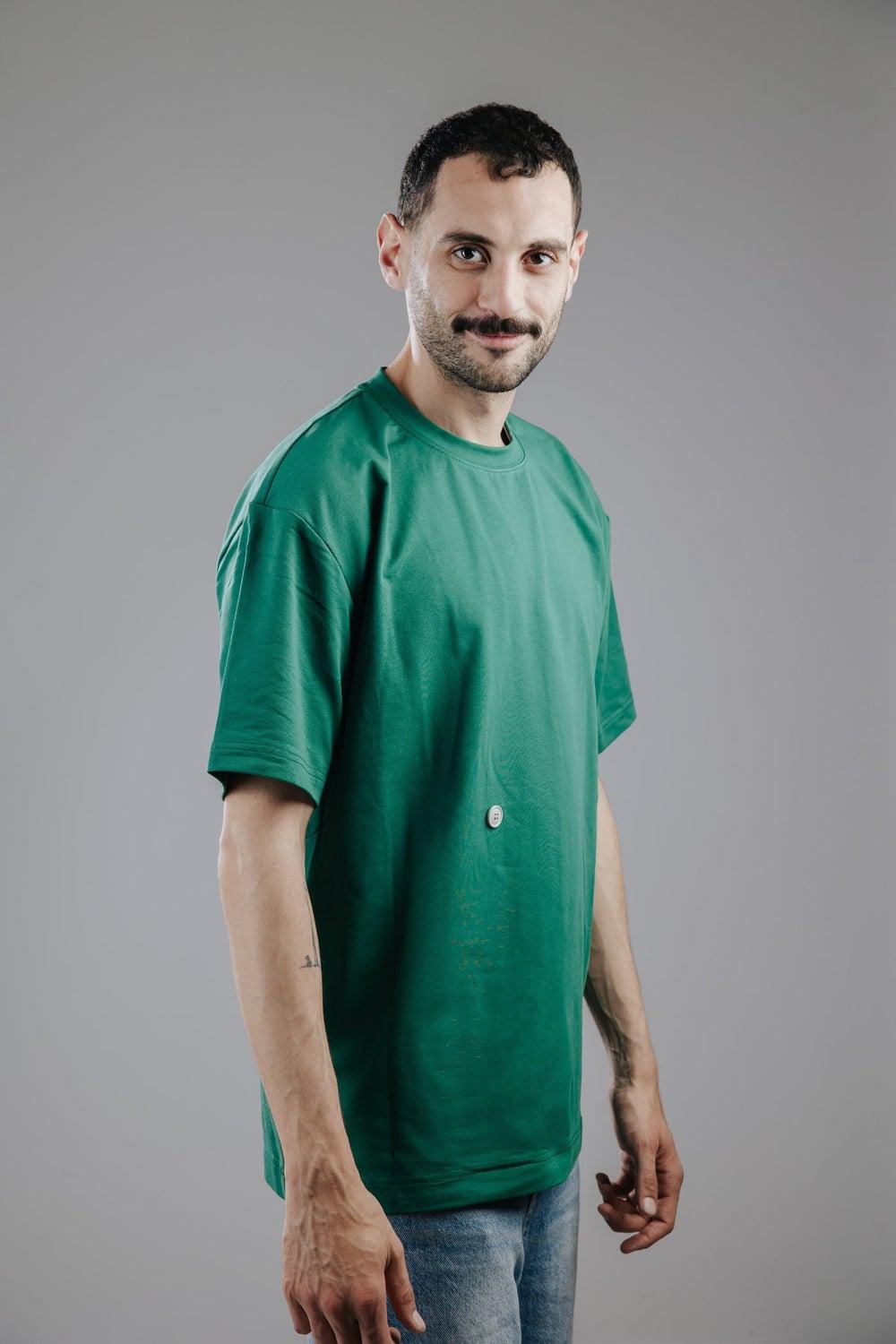 Snugface Sf15 6Grn Button Oversized Cotton T-Shirt - Image 1