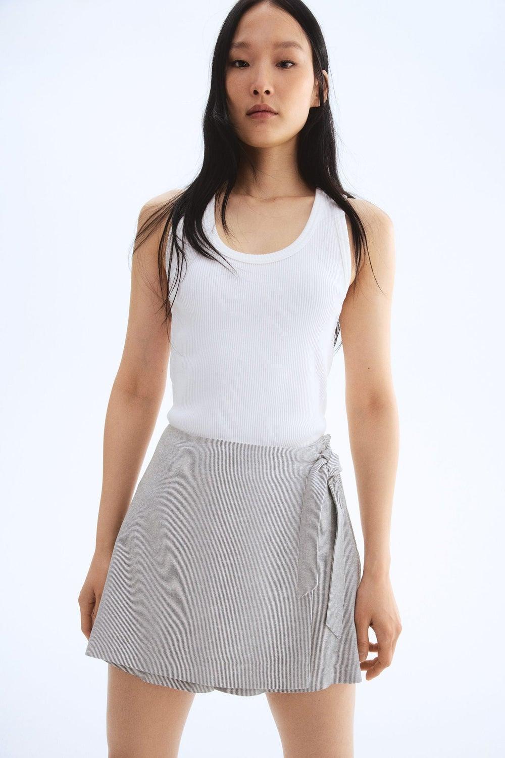 Striped Linen-Blend Wrap Skort – Black Dark - Image 1