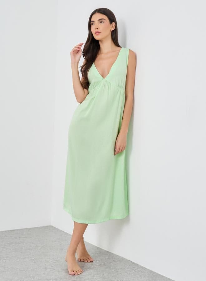 Textured V-Neck Sleeveless Nightdress in Soft Viscose - Image 1