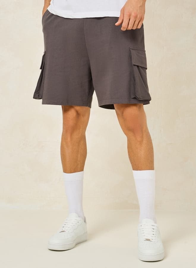 Styli 7007416807 Charcoal Oversized Knit Cargo Shorts - Image 1