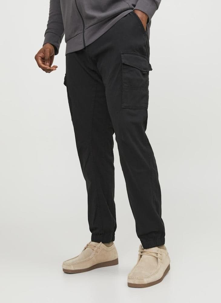 Mid Rise Slim Fit Black Cargo Pants 12181655 - Image 1