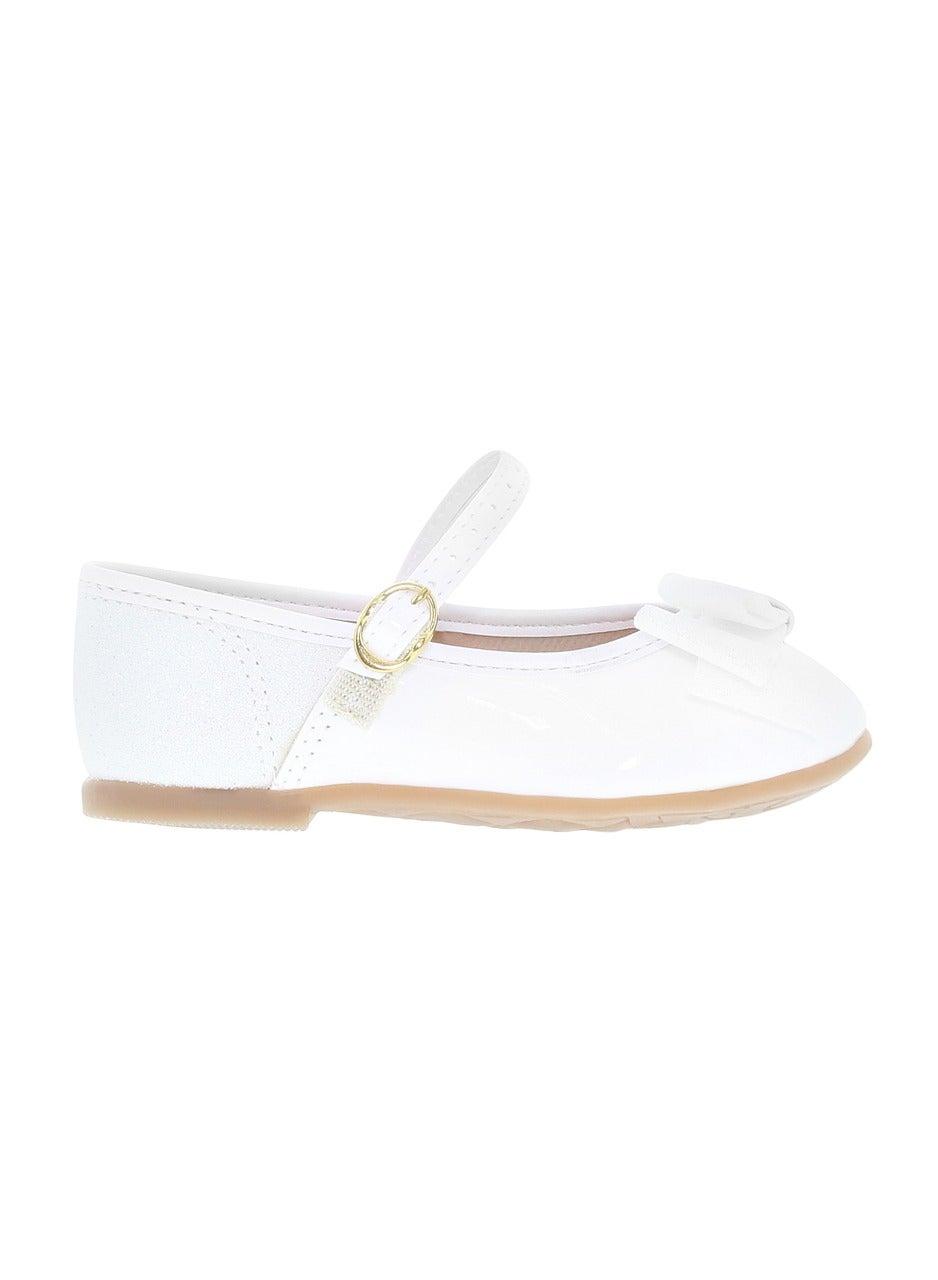 Women’s White Buckle Flat Shoes – Everyday Comfort - Image 1