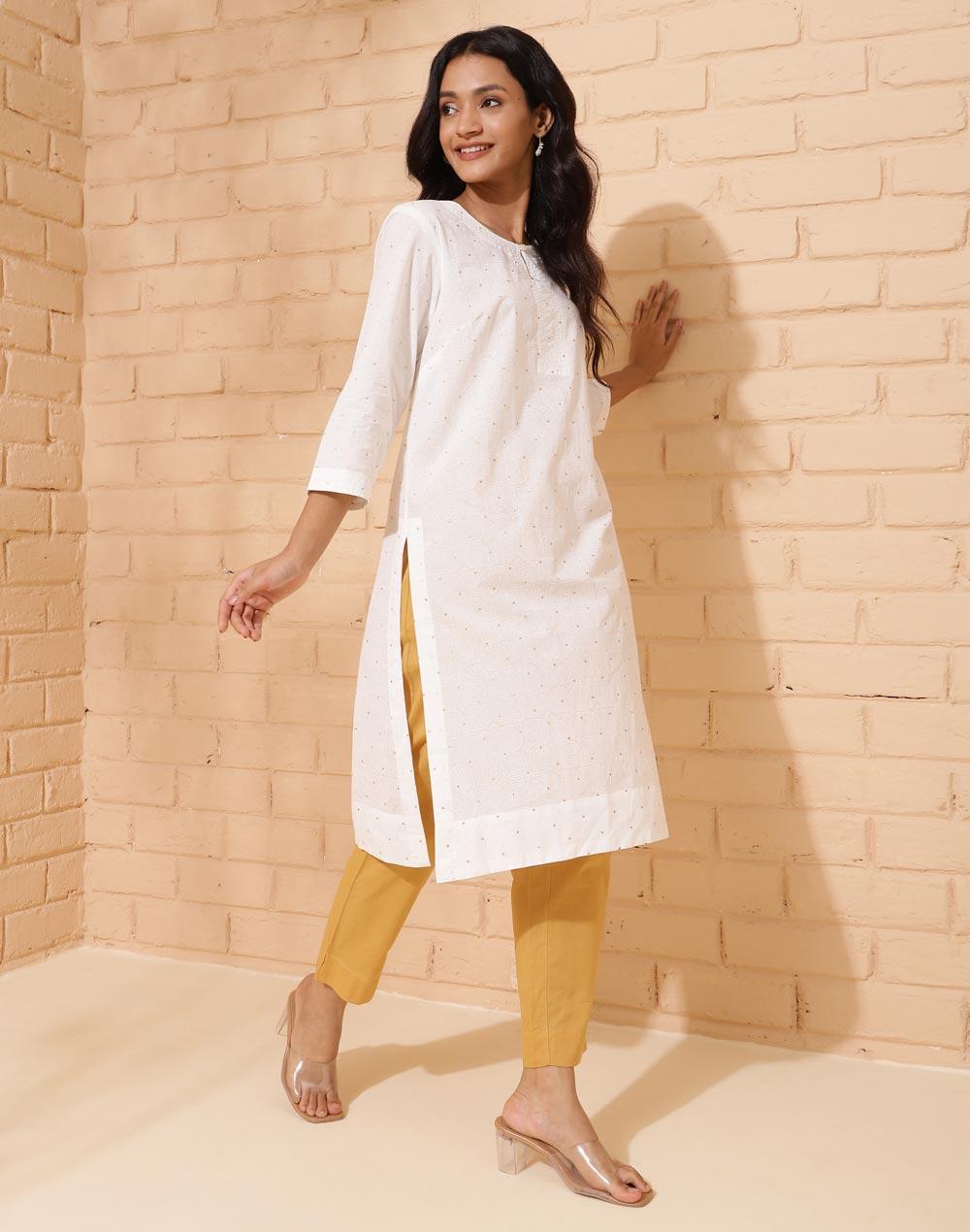 Printed Cotton Knee-Length Kurta – Classic White Style - Image 1