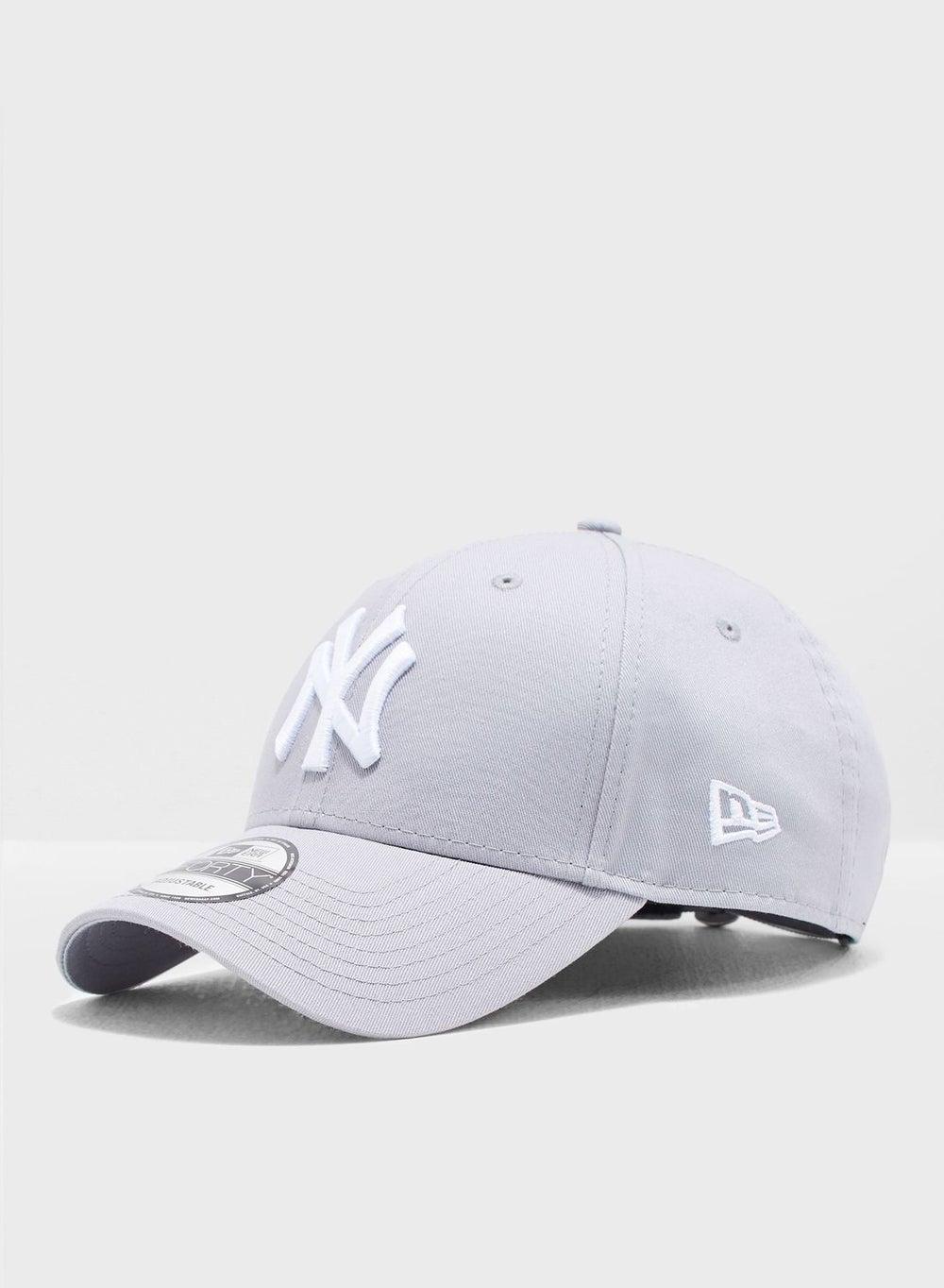 New Era 9Forty NY Yankees Adjustable Grey Cap - Image 1