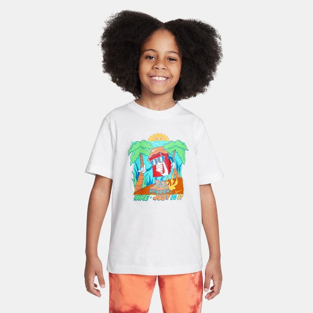Nike Girls Nkhq3240 White Cotton Sportswear T-Shirt - Image 1