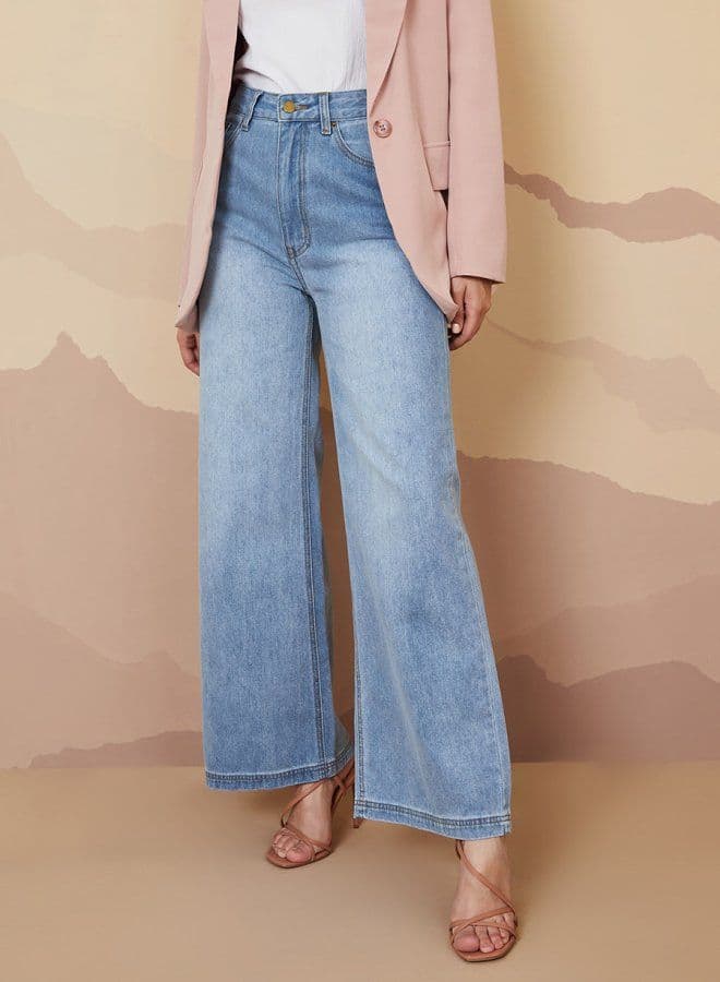 Acid Wash High Rise Flared Blue Jeans - Image 1