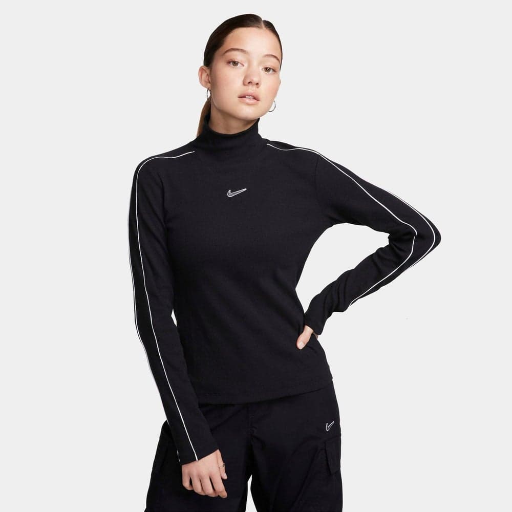 Nike Women’s Sportswear 1/2-Zip Slim Fit Top - Image 1