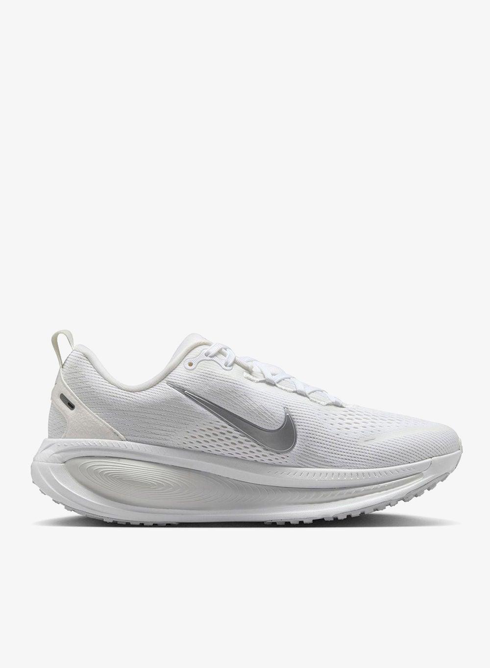 Vomero 18 Women’s Premium Cushioned Running Shoes - Image 1