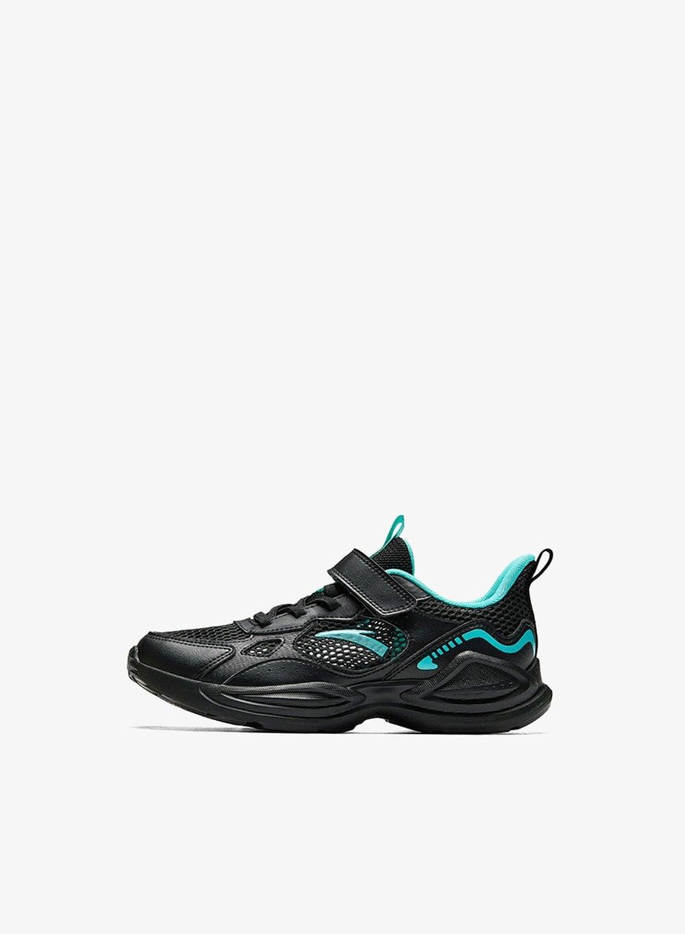 Facing The Wind Black/Green Running Shoes - Image 1