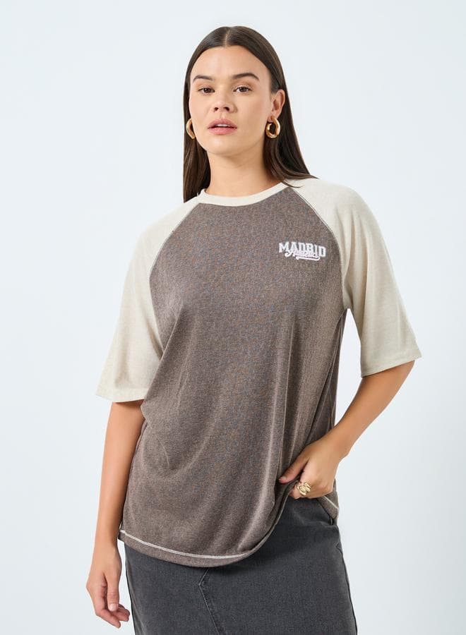 Styli Khaki Madrid Oversized Raglan T-Shirt - Image 1