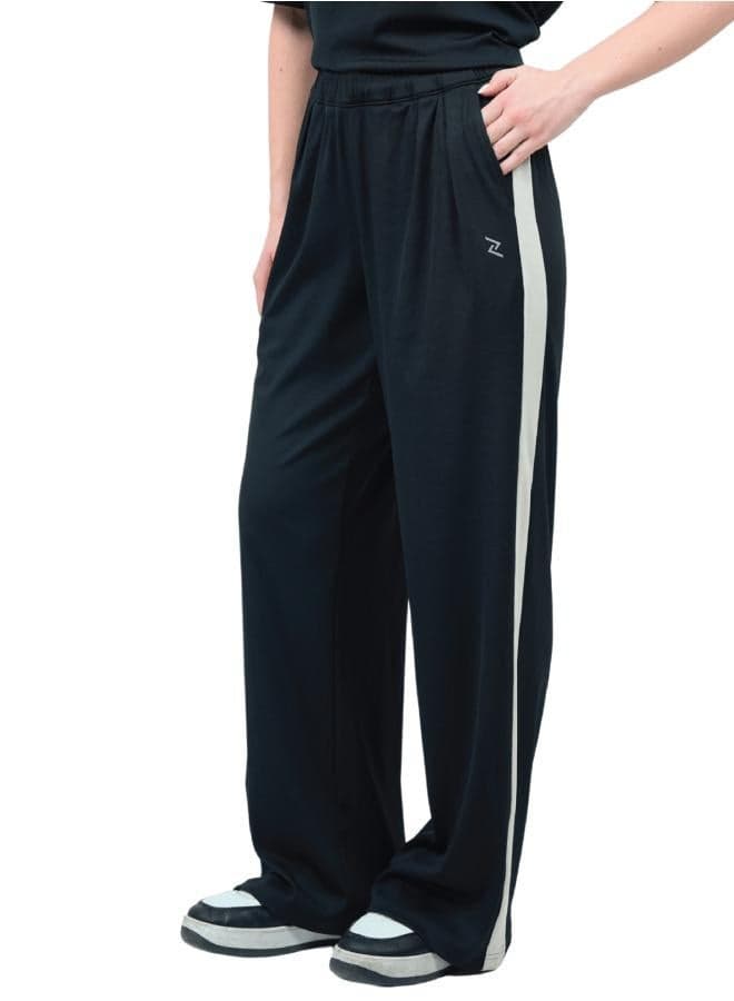 Women’s Travel Straight-Leg Pants with Stretch Comfort - Image 1