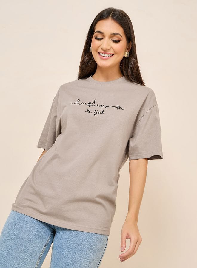 Oversized Cotton Embroidered New York Longline T-Shirt - Image 1