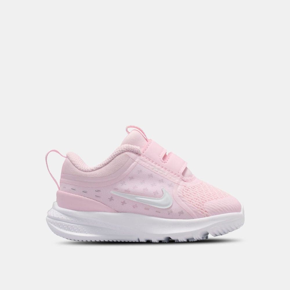 Nike Kids' Star Runner 5 Lightweight Running Shoes - Image 1