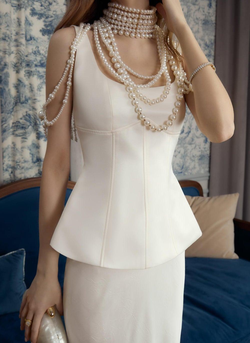 Wide Strap Sculpting Corset Top with Shaped Neckline - Image 1
