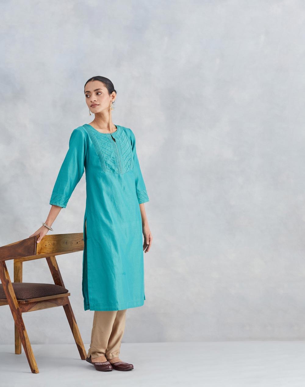 Turquoise Cotton Silk Embbroidered Long Kurta Elegance - Image 1