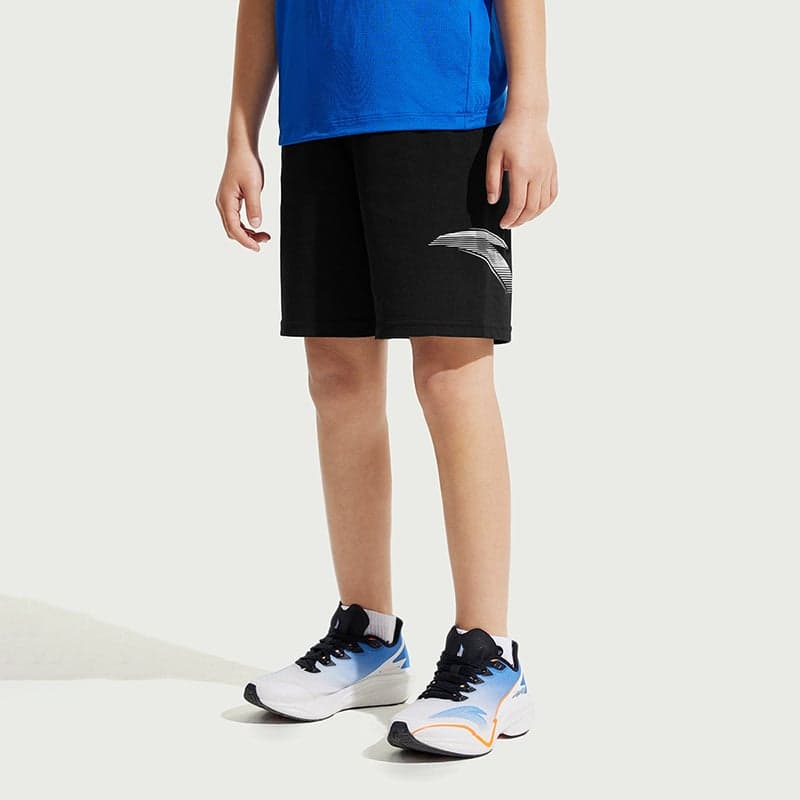 Comprehensive Training Cropped Half Pants Black - Image 1