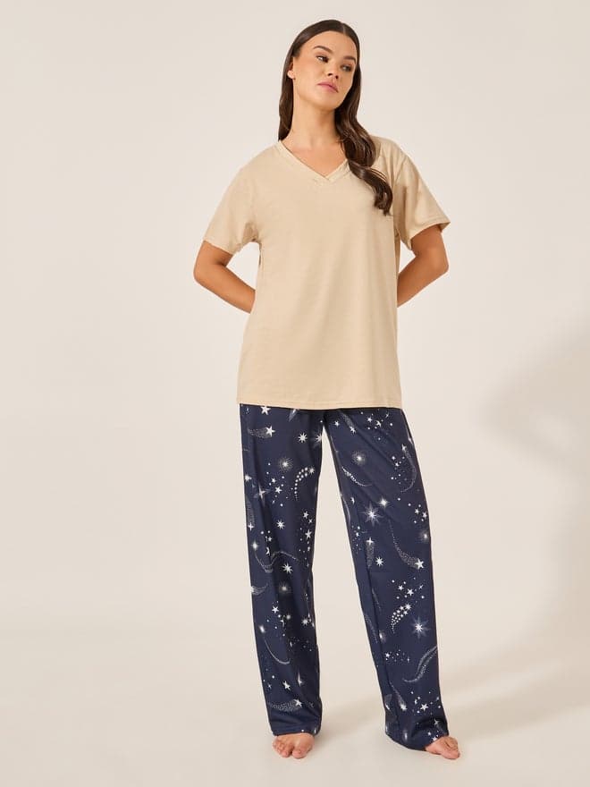 Styli V-Neck Textured Tee & Star Print PJ Set - Image 1