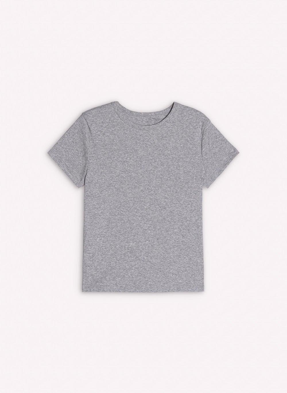 Basic Fitted T-Shirt – Sleek Everyday Essential - Image 1