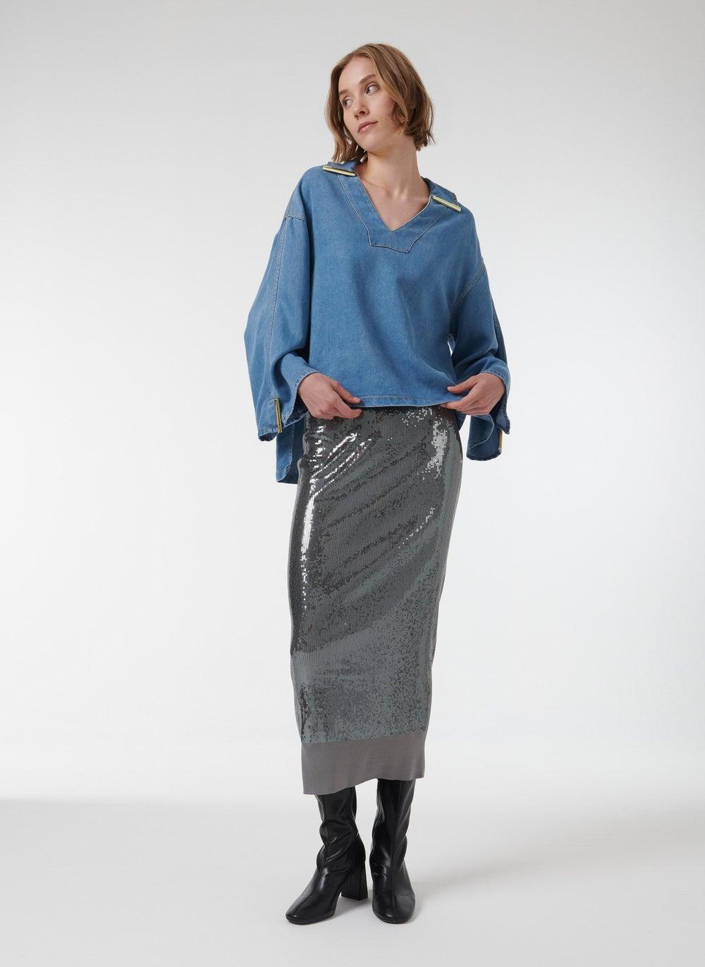 V-Neck Long Sleeve Boxy Top with Metal Trim - Image 1