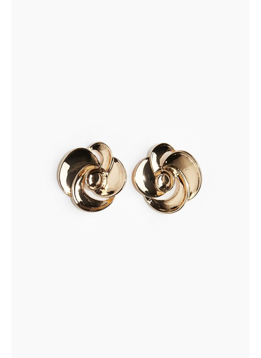 Polished Metal Floral Stud Earrings 3 cm - Image 1