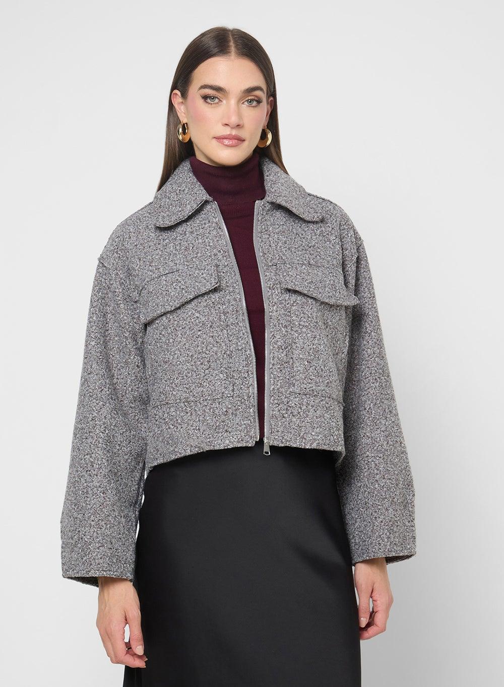 Sleek Zippered Jacket for Modern Women - Image 1