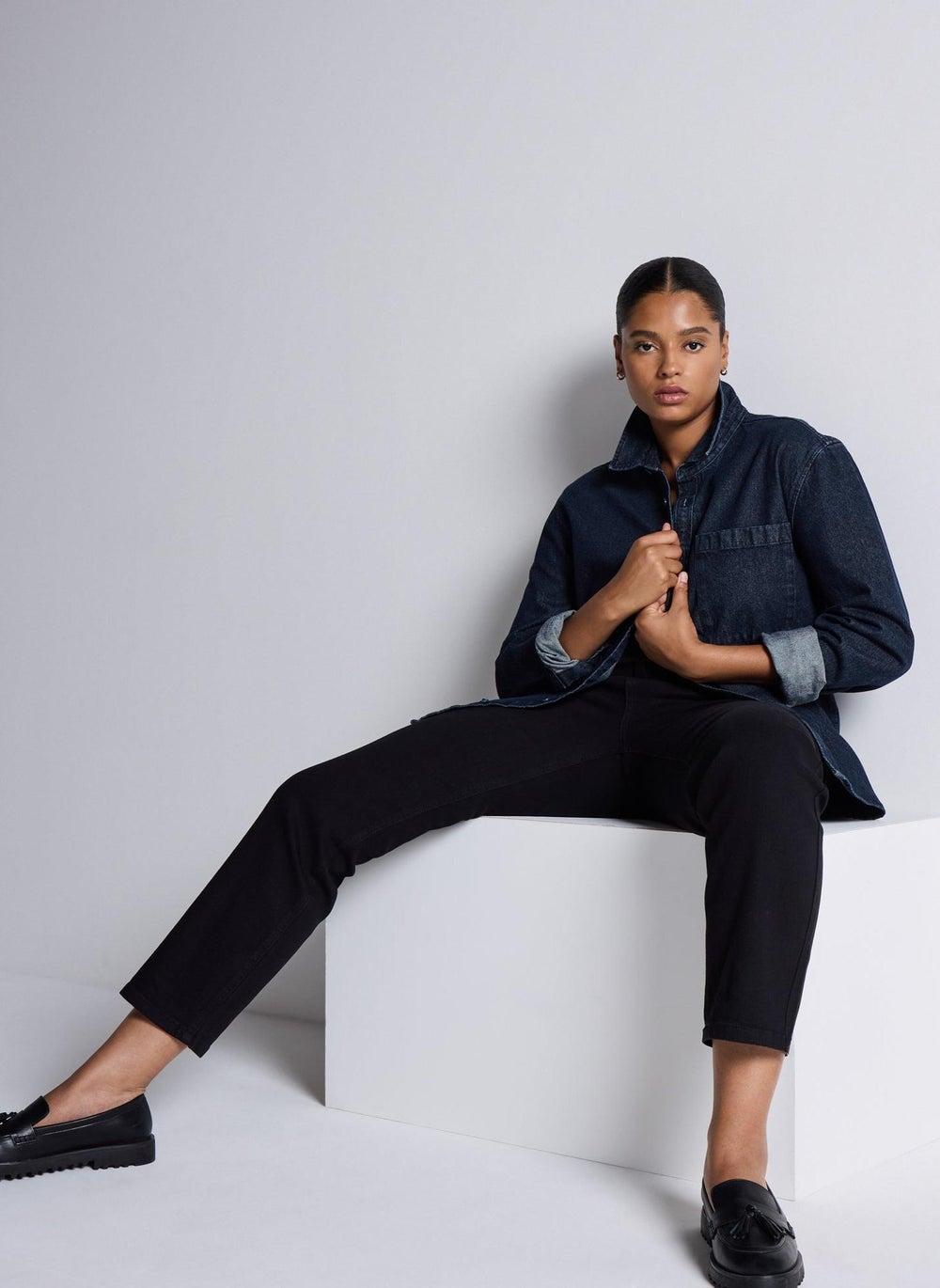 Black Straight Leg Jeans Classic Fit - Image 1