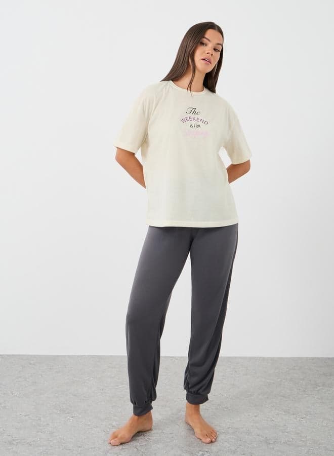 Styli Slogan Print Round Neck Pyjama Set - Image 1