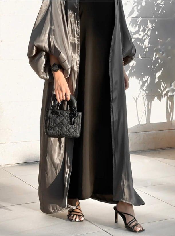 Elegant Balloon Sleeve Abaya for Modern Modesty - Image 1