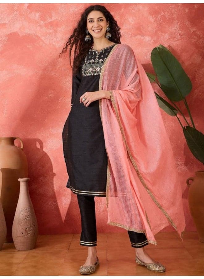 Black Silk Kurta Set with Contrast Dupatta Elegance - Image 1