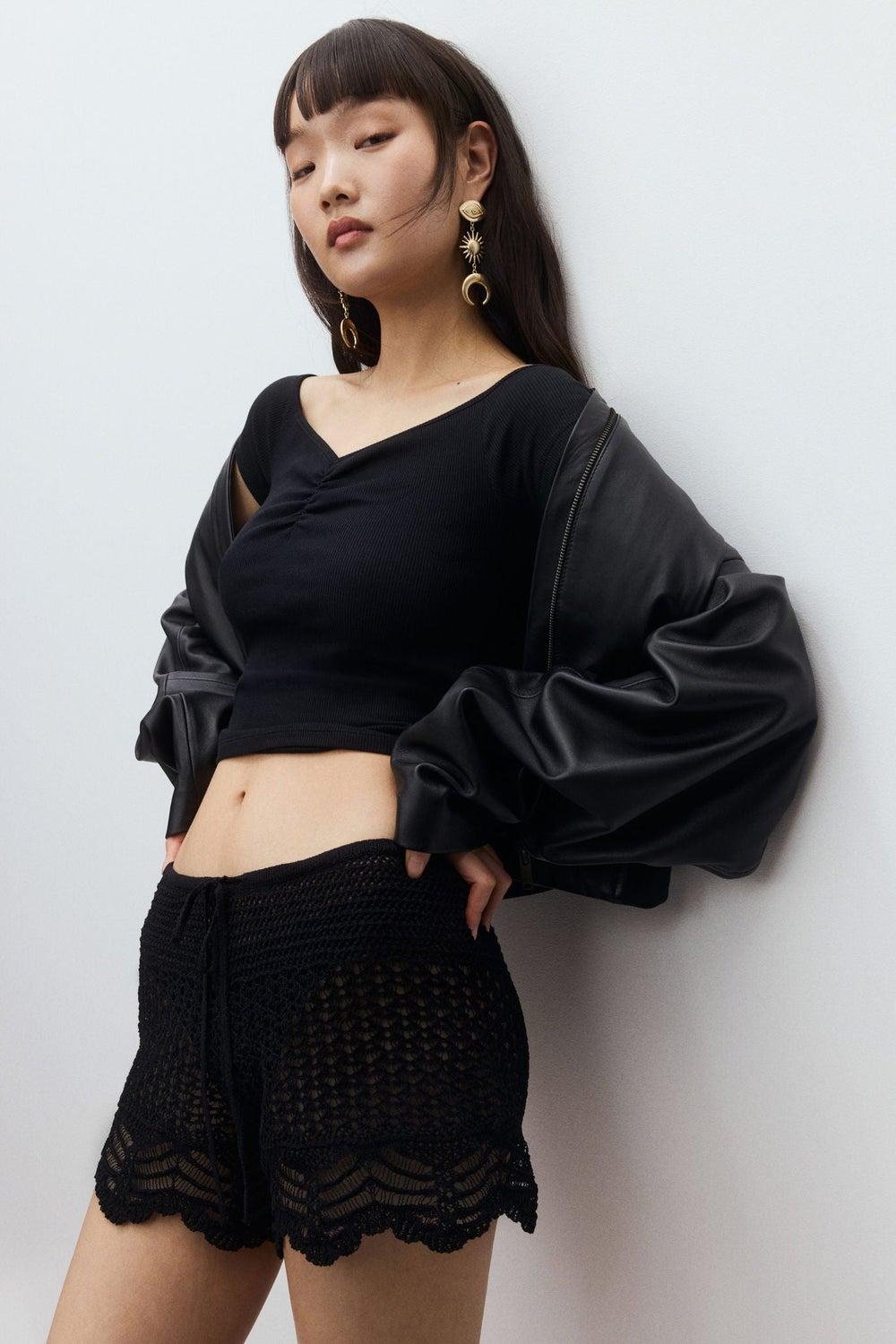 Ribbed Boat-Neck Cotton Fitted Top - Image 1