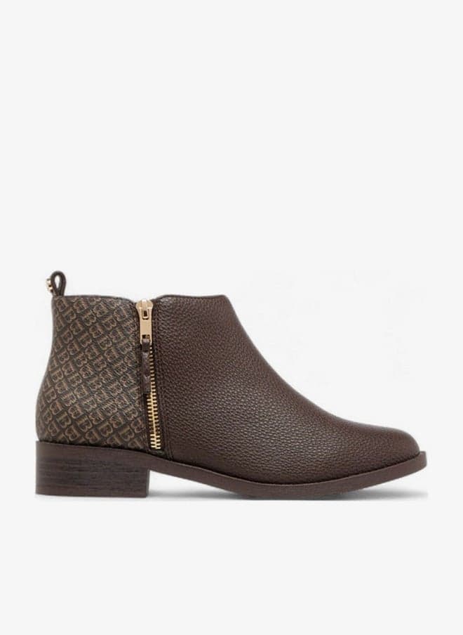 Elegant Solid Ankle Boots with Side Zip Closure - Image 1