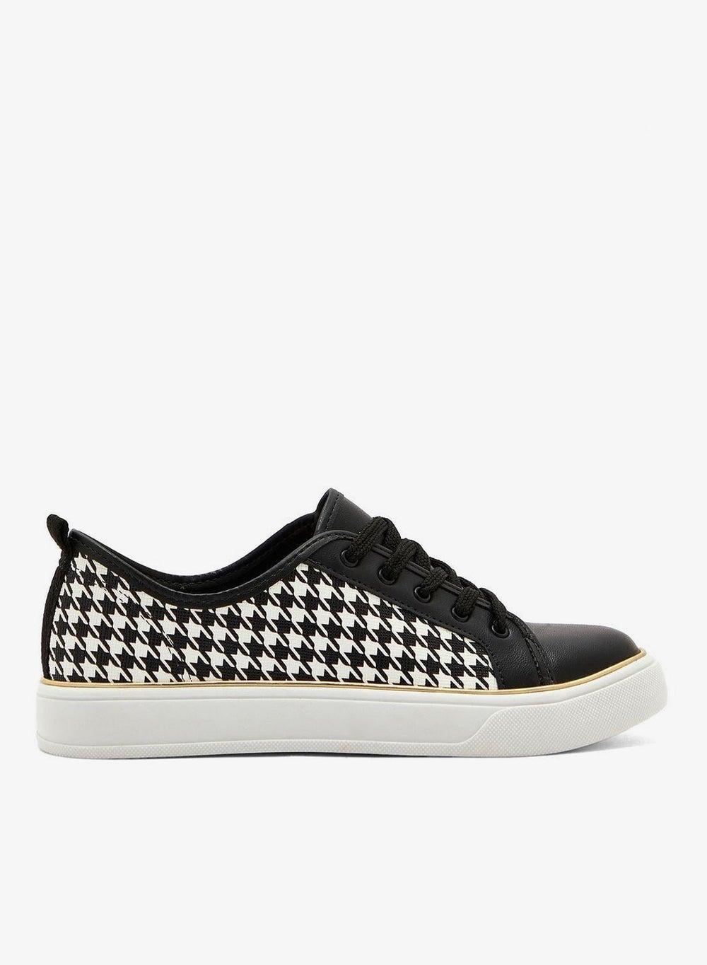Comfort Lace-Up Women’s Sneakers for Everyday Style - Image 1
