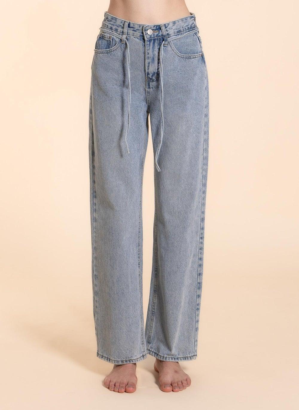 Detailed Mid-Waist Jeans with Adjustable Fit - Image 1