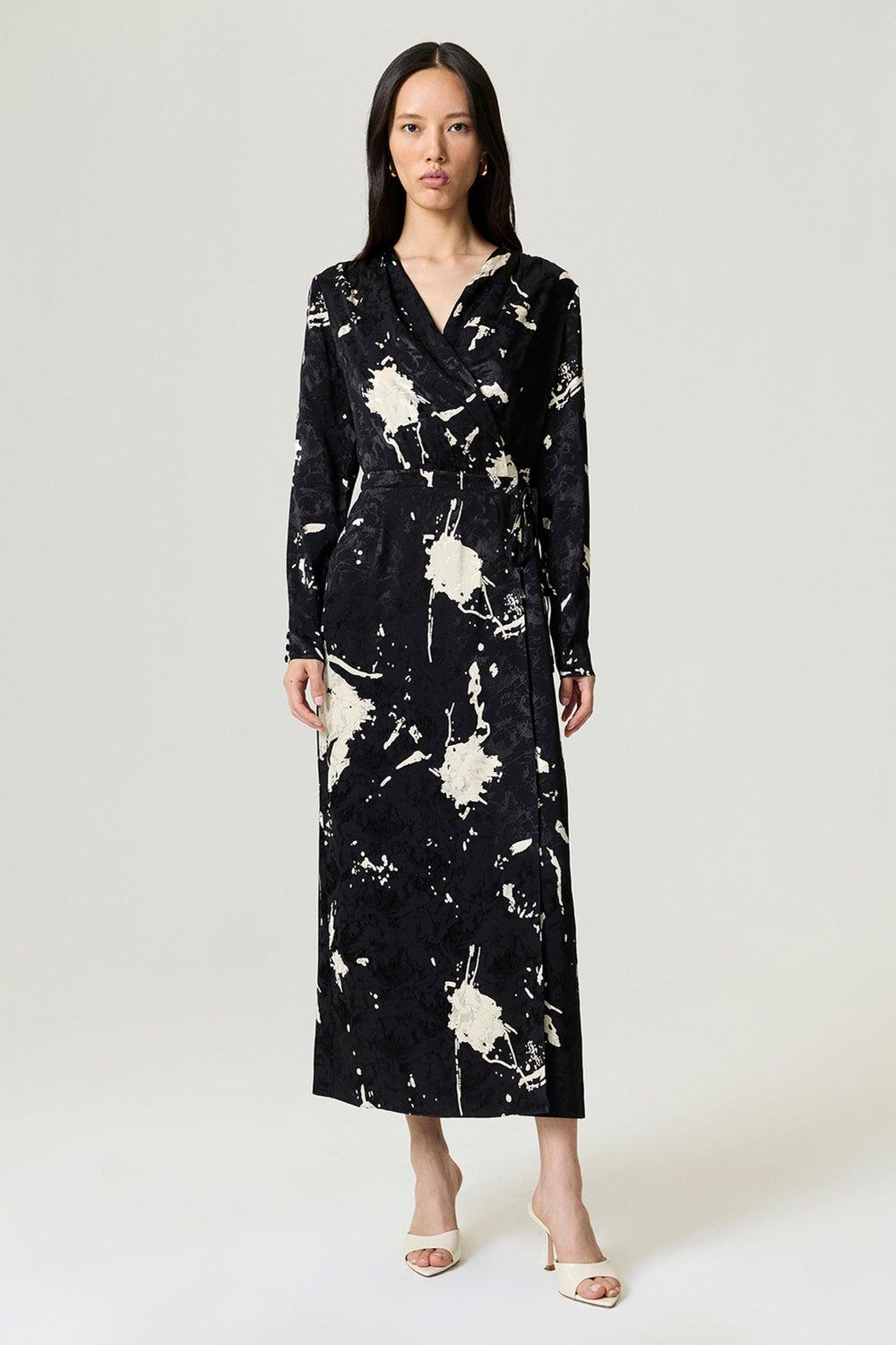 Elegant Patterned Maxi Dress for Effortless Style - Image 1
