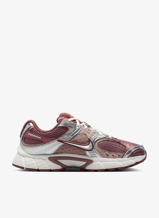 Nike V5 RNR Women’s Low-Top Sneakers - Image 1