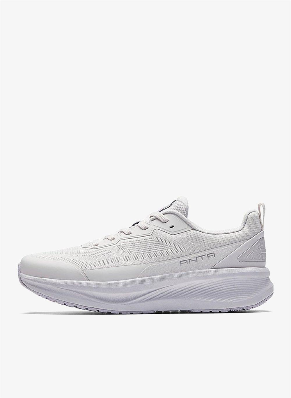 Women’s Low-Top Cross-Training Performance Shoes - Image 1