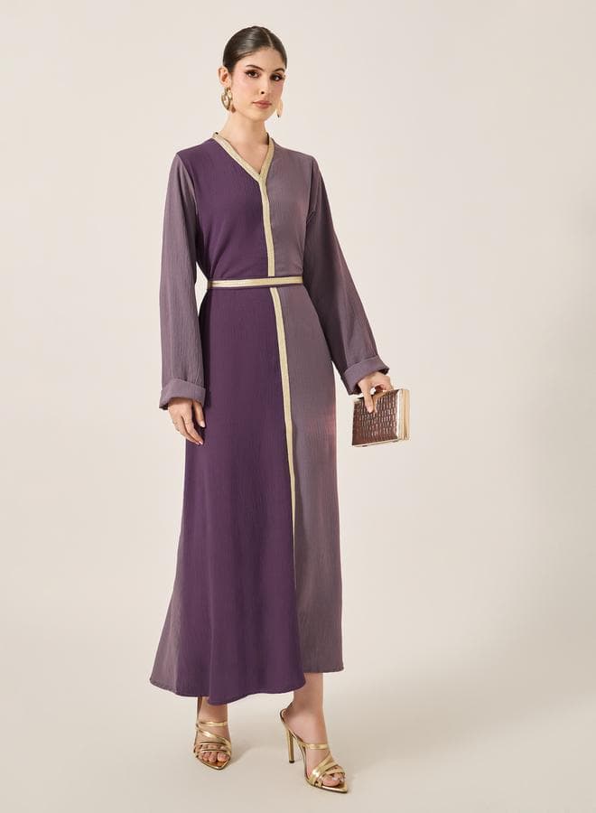 Styli Color Block Lace Detail V-Neck A-Line Jalabyia - Image 1