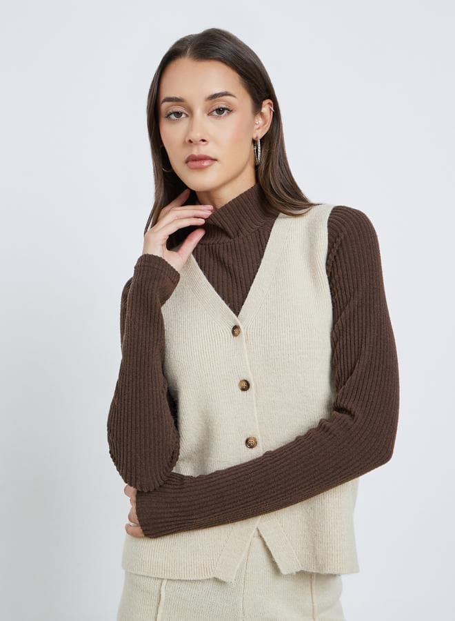 Styli Off White Sleeveless V-Neck Flat Knit Vest - Image 1