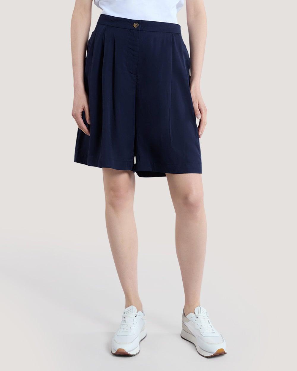 Gant Fluid Relaxed Fit Women’s Shorts - Image 1