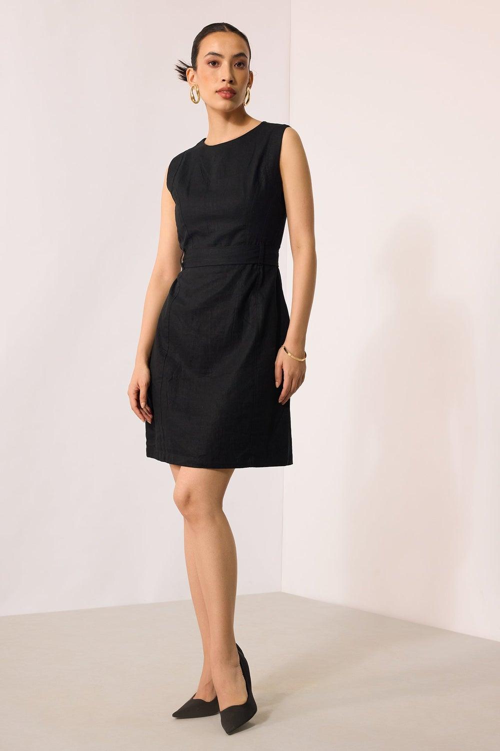 Sleeveless Fitted Knee-Length Dress with Crew Neckline - Image 1